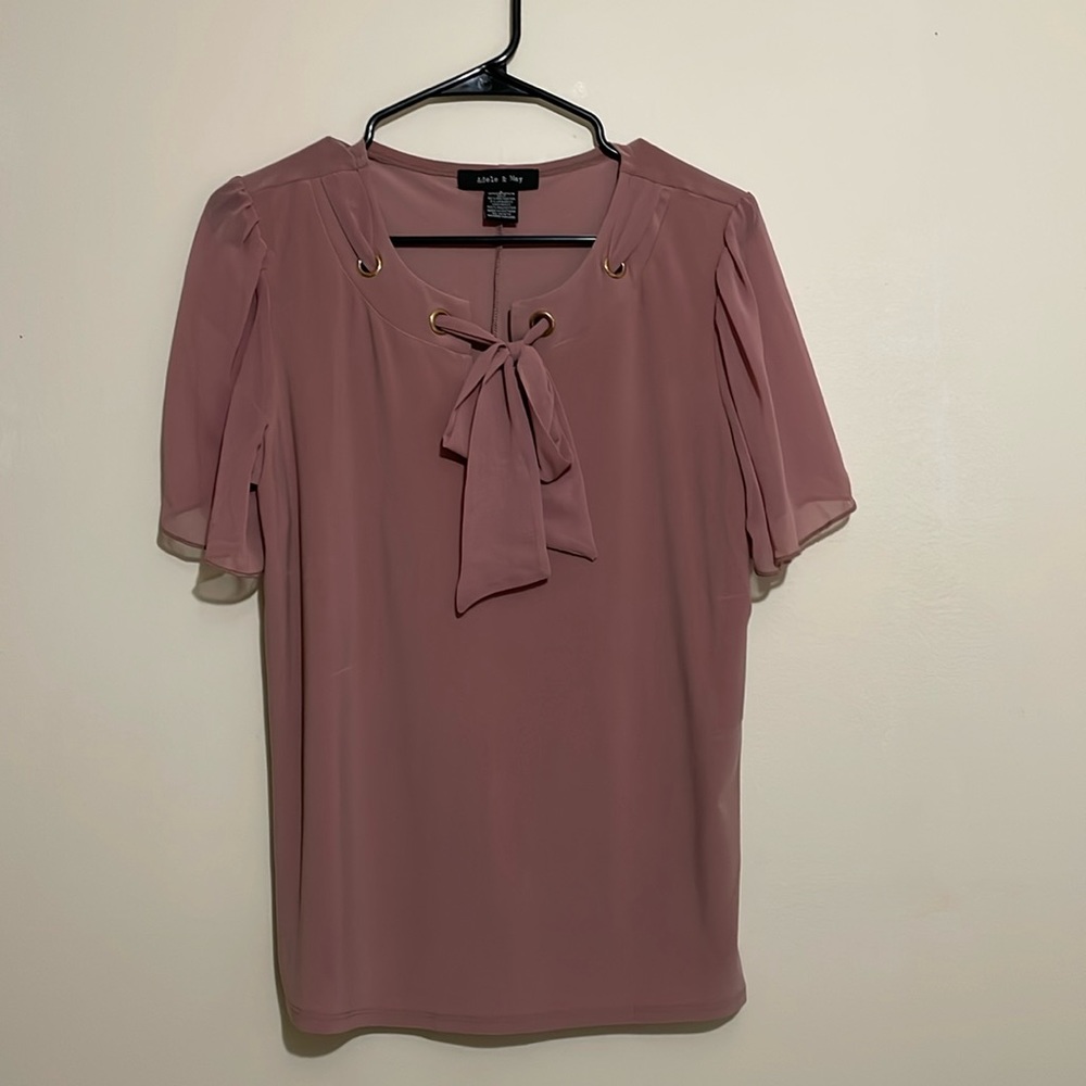 Mauve pink flowy blouse